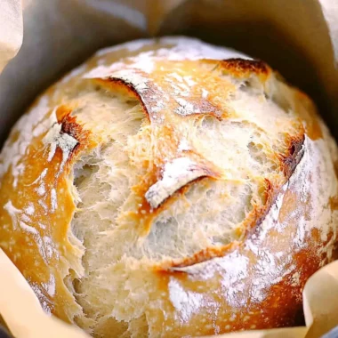 Dutch Oven No Knead Crusty Bread