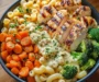 Creamy Herb Mac & Cheese Bowl with Grilled Chicken and Veggie Medley