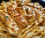 ONE-POT SPICY CHICKEN LINGUINE IN CREAMY SAUCE